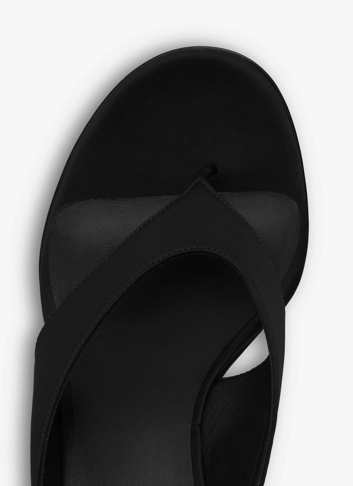 CUBE THONG MULES IN SATIN ALAÏA BLACK CUBE THONG MULES IN SATIN